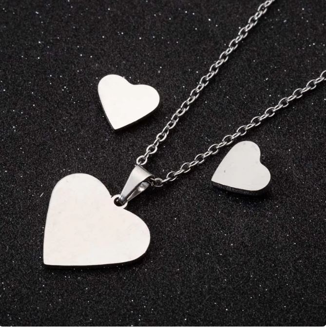 Elegant Heart Pendant Necklaces for Women