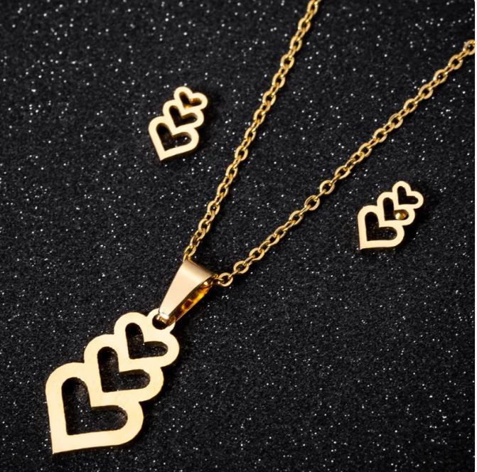Elegant Heart Pendant Necklaces for Women