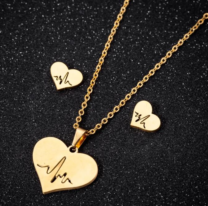 Elegant Heart Pendant Necklaces for Women